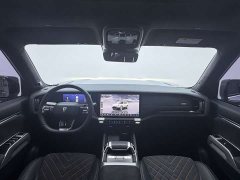 Deepal Deep Blue G318 Four-Wheel Drive Air Suspension Edition - ფოტო 15