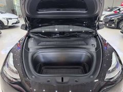 Tesla Model Y Standard Range RWD - photo 13