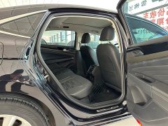 Volkswagen Passat 330TSI Elite - ფოტო 9