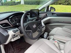 Buick GL8 Land Business Class Comfort Edition - ფოტო 7