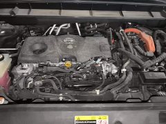 Toyota Crown Venza 2.5L HEV AWD Luxury - ფოტო 10