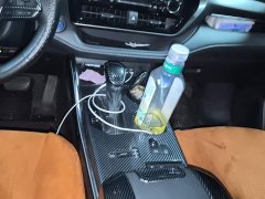 Toyota Crown Venza 2.5L HEV AWD Luxury - ფოტო 16
