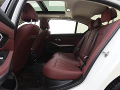 BMW 3 Series 320Li M Sport Package - ფოტო 10
