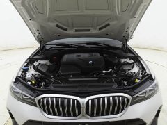 BMW 3 Series 320Li M Sport Package - ფოტო 4