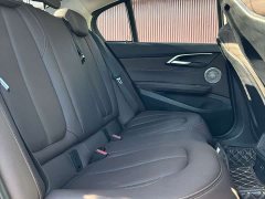 BMW 1 Series 120i M Sport Night Edition - ფოტო 17