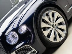 Bentley Flying Spur 4.0T V8 Standard Edition - ფოტო 3