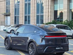 Tesla Model Y Rear-Wheel Drive Launch Edition - ფოტო 9