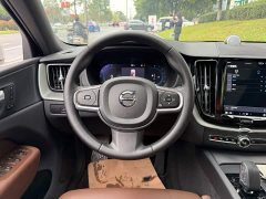 Volvo XC60 B5 AWD Smart Luxury Edition - ფოტო 14