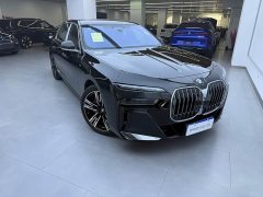 BMW 7 Series 2023 740Li Luxury M Sport Package - ფოტო 4