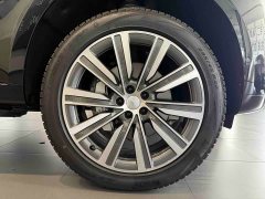 Land Rover Range Rover 2025 3.0 L6 400PS Genesis Extended Wheelbase - ფოტო 4