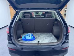 Volkswagen Viloran 330TSI Luxury - ფოტო 13