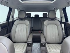 Volkswagen Viloran 330TSI Luxury - ფოტო 7
