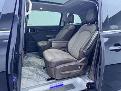 Volkswagen Viloran 330TSI Luxury - ფოტო 8