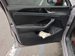 Volkswagen Tiguan L PRO 330TSI FWD Smart Leading Edition - ფოტო 7
