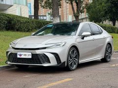 Toyota Camry 2.0S Sport - ფოტო 1