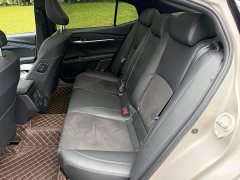 Toyota Camry 2.0S Sport - ფოტო 12