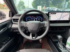 Toyota Camry 2.0S Sport - ფოტო 14