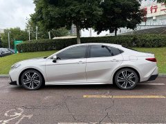 Toyota Camry 2.0S Sport - ფოტო 3