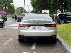 Toyota Camry 2.0S Sport - ფოტო 5