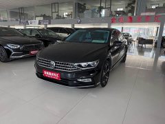 Volkswagen Magotan 2 Million Units Commemorative Edition 330TSI DSG Leading Version - ფოტო 1