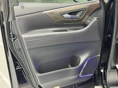 Toyota Vellfire 2024 Crown Hybrid 2.5L Executive Premier Edition - ფოტო 5