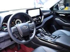 Toyota Highlander 2.5L Intelligent Hybrid AWD Knight Edition 7-Seater - ფოტო 4