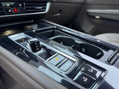 Volkswagen Viloran 330TSI Luxury - ფოტო 7