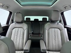 Volkswagen Viloran 330TSI Luxury - ფოტო 8