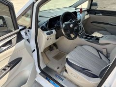 Buick GL8 ES Luxe Comfort - ფოტო 7