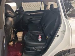 Toyota Highlander Hybrid 2.5L AWD Premium 7-Seater - ფოტო 13