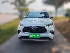 Toyota Highlander Hybrid 2.5L AWD Premium 7-Seater - ფოტო 2