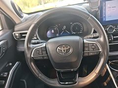 Toyota Highlander Hybrid 2.5L AWD Premium 7-Seater - ფოტო 6