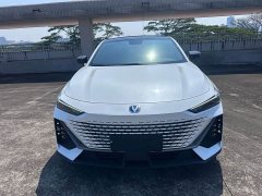 Changan UNI-V 1.5T Premium - ფოტო 2