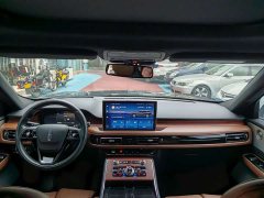 Lincoln Aviator 3.0T V6 AWD Executive - ფოტო 11