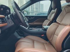 Lincoln Aviator 3.0T V6 AWD Executive - ფოტო 4