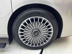 Geely Galaxy V900 Collector's Edition 7-seater - ფოტო 18