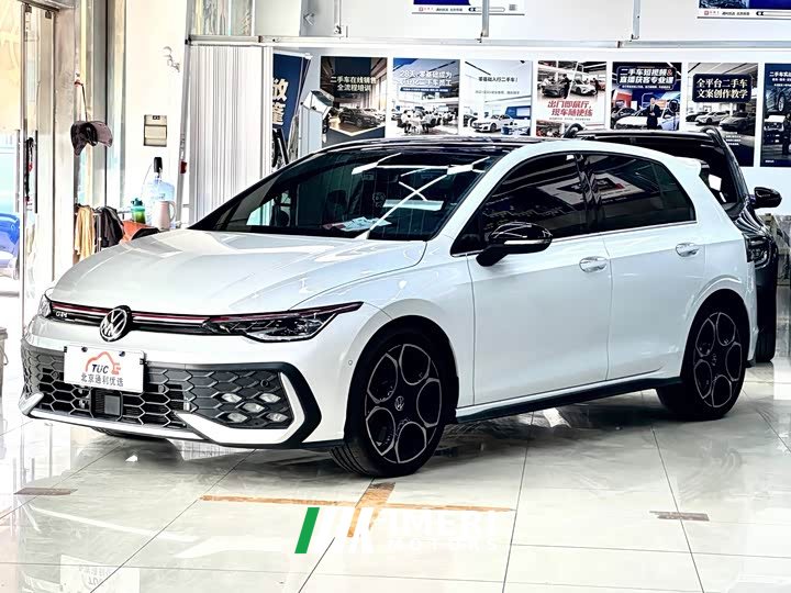 Volkswagen Golf GTI 380TSI DSG GTI - ავტომობილი ჩინეთიდან