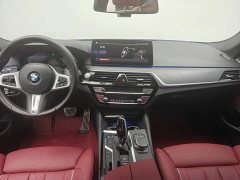 BMW 5 Series 530Li Luxury M Sport Package - ფოტო 13
