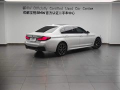 BMW 5 Series 530Li Luxury M Sport Package - ფოტო 5