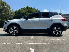 Volvo XC40 New Energy Long Range PRO - ფოტო 8