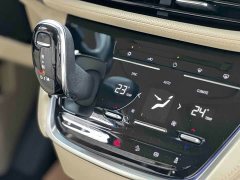 Buick GL8 ES LuZun Flagship - ფოტო 10