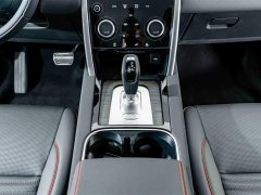 Land Rover Discovery Sport Facelift 249PS R-Dynamic SE Performance Technology Edition 5-Seater - ფოტო 14