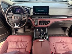Honda Elysion 2.0L e:HEV Elite - ფოტო 12