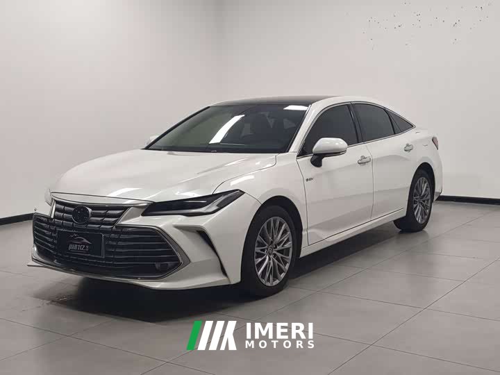 Toyota Avalon Hybrid 2.0L Luxury