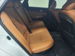 Toyota Avalon Hybrid 2.0L Luxury - ფოტო 10