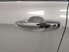 Toyota Avalon Hybrid 2.0L Luxury - ფოტო 20