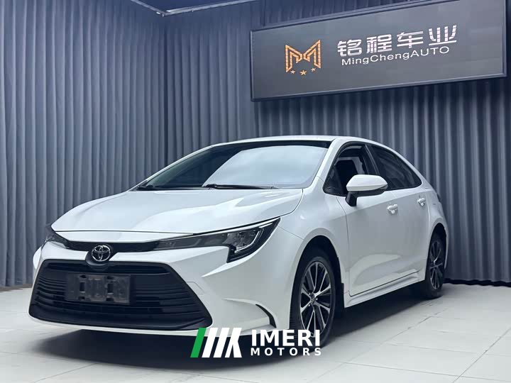 Toyota Corolla TNGA 1.5L CVT Base - автомобиль из Китая