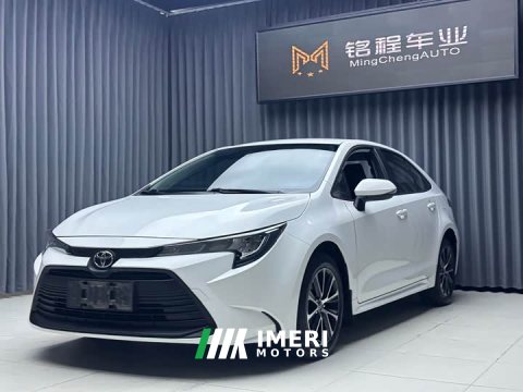 2023 Toyota Corolla TNGA 1.5L CVT Base - автомобиль из Китая