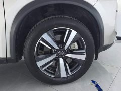 Nissan Qashqai e-POWER Hybrid Dual Motor AWD Premium Edition - ფოტო 6