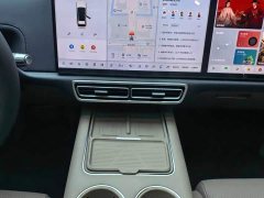 Li Auto L6 2025 Pro Smart Refresh Edition - ფოტო 9